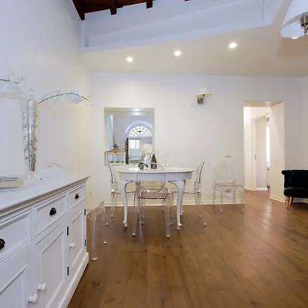 Apartment Beautiful Apt Camilla 30 Mt From Piazza Di Spagna *